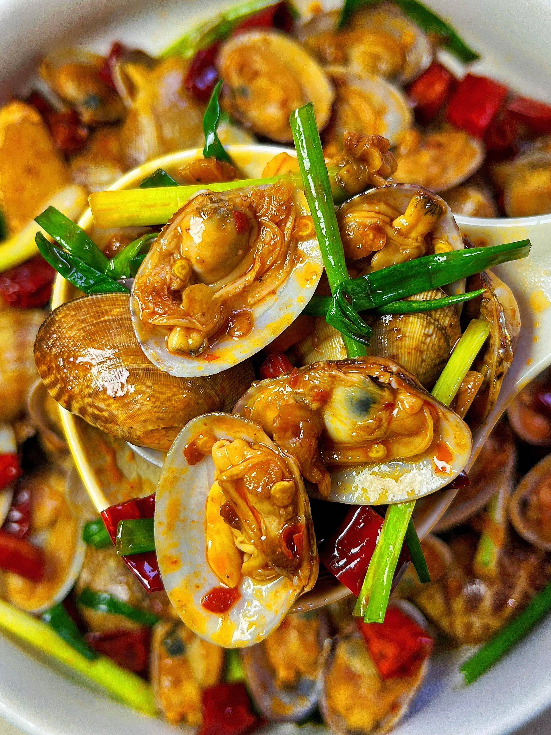 Qingdao Spicy Stir-fried Clams